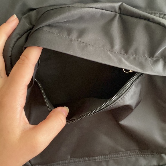 Backpack - Picture 2 of 5